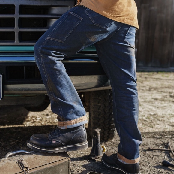 NWOT Duluth Trading Co. Men's
Ballroom Double Flex jeans Rain Medium Wash 33x34 - Picture 5 of 16